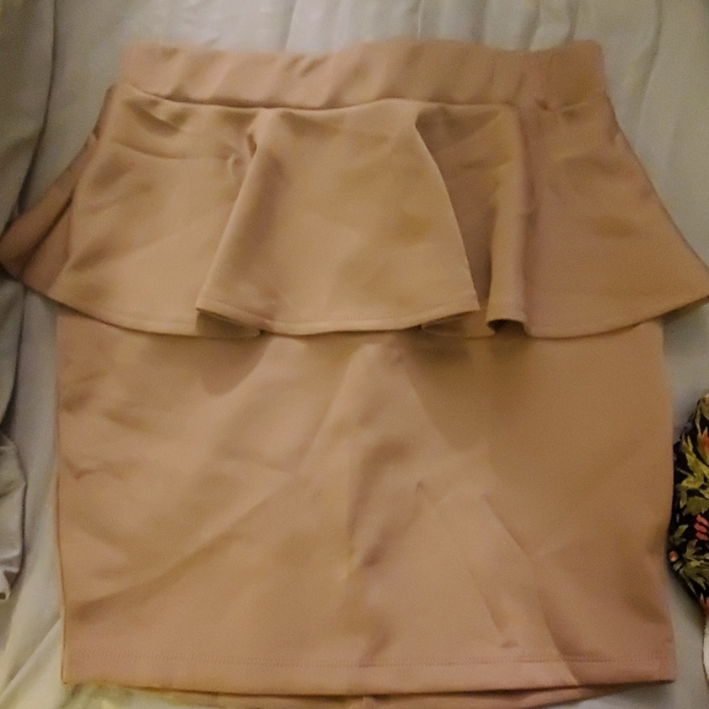 Bebe mini skirt